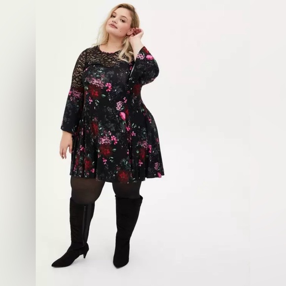 Torrid Dress Whimsygoth Fairy Grunge Lace Bell Sleeve Witchy Sz 1/1X Black Multi - Picture 8 of 16